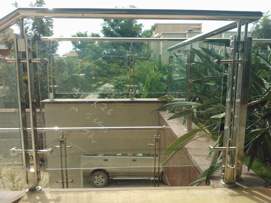 pc ss 13 railings 2016